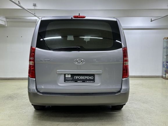 Hyundai H-1, 2.5 л, АТ, 2016 фото 7