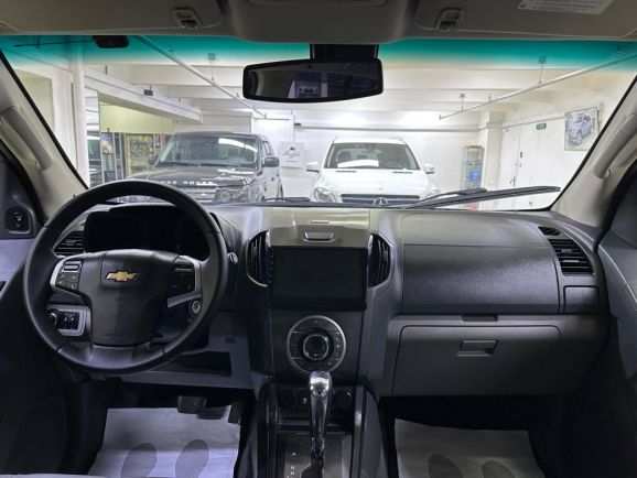 Chevrolet TrailBlazer, 2.8 л, АТ, 2014 фото 14