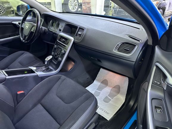 Volvo S60, 1.6 л, Робот, 2012 фото 14
