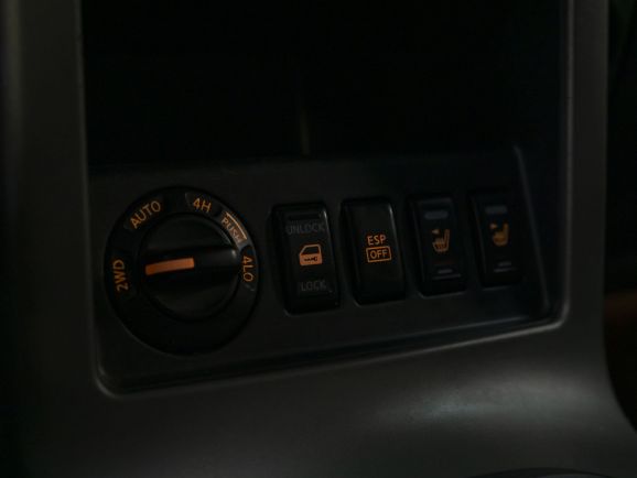 Nissan Pathfinder SE +Hi-Fi audio, 2.5 л, АТ, 2009 фото 2