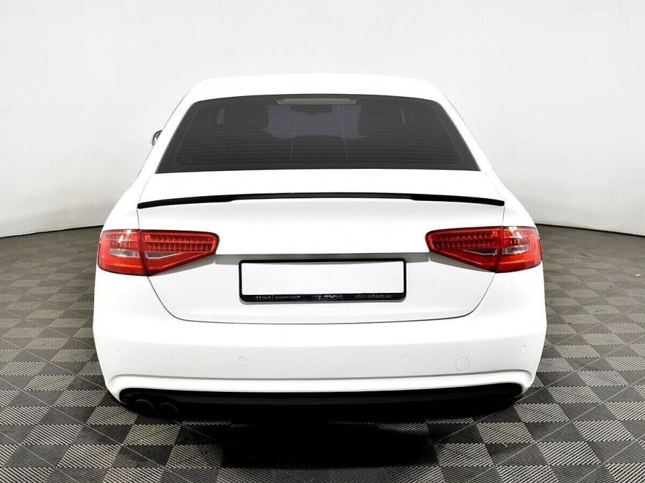 Audi A4, 2.0 л, Робот, 2012 фото 9