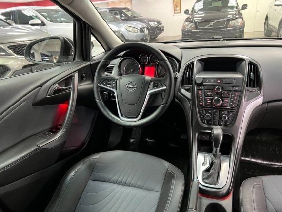 Opel Astra Cosmo, 1.6 л, АТ, 2013 фото 15