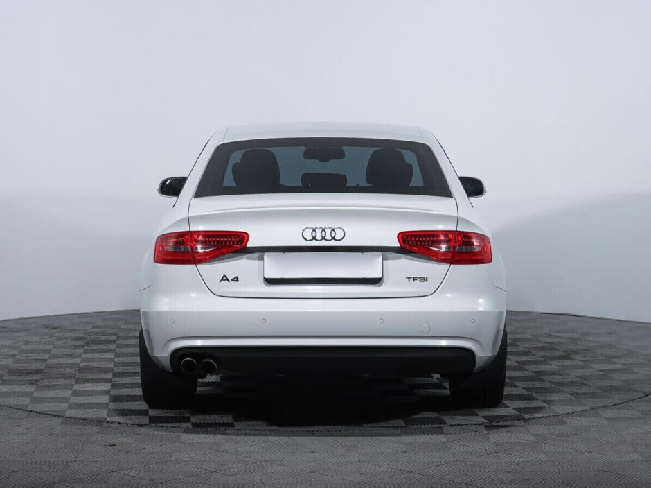 Audi A4, 1.8 л, Вариатор, 2014 фото 7