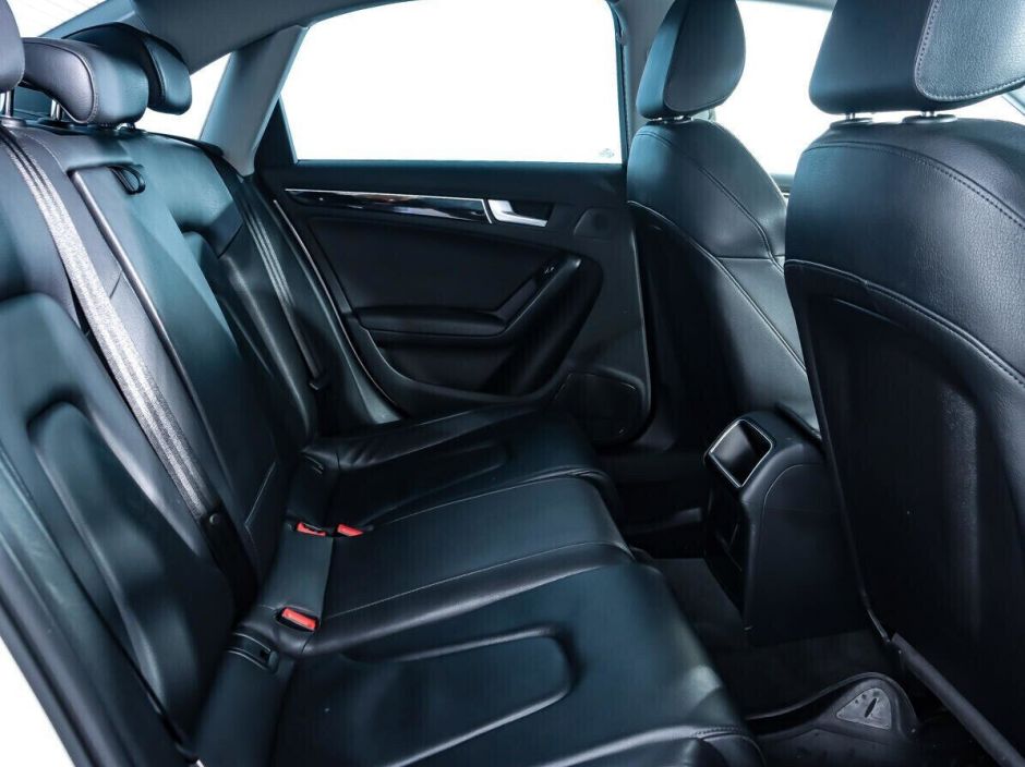 Audi A4, 1.8 л, Вариатор, 2014 фото 1