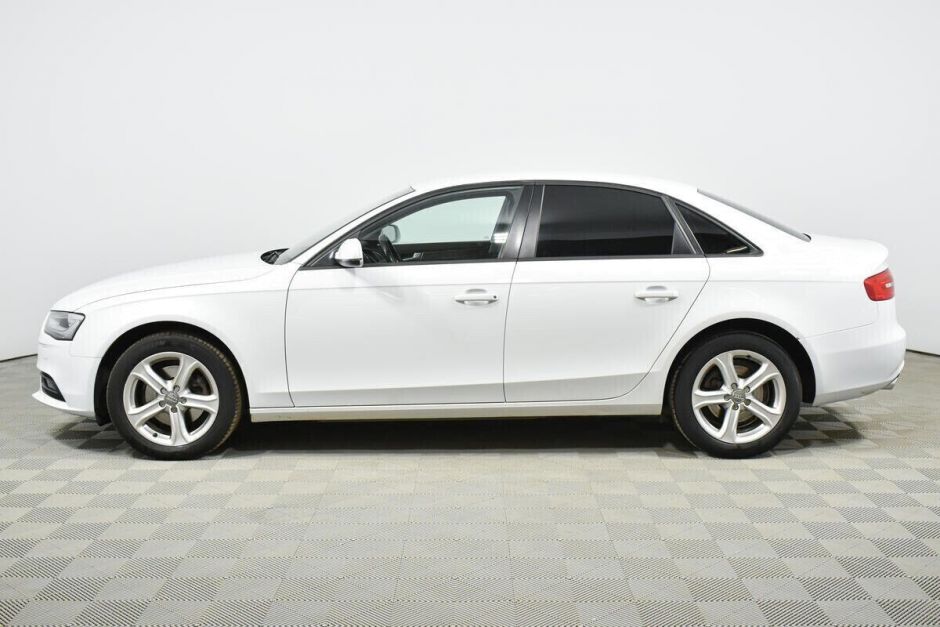 Audi A4, 1.8 л, Вариатор, 2014 фото 9