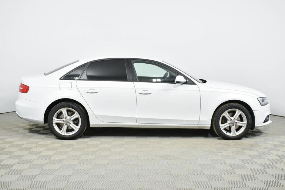 Audi A4, 1.8 л, Вариатор, 2014 фото 10