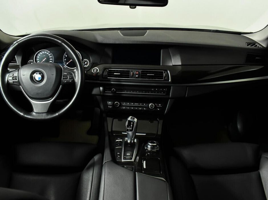 BMW 5 серии, 2.0 л, АТ, 2013 фото 12