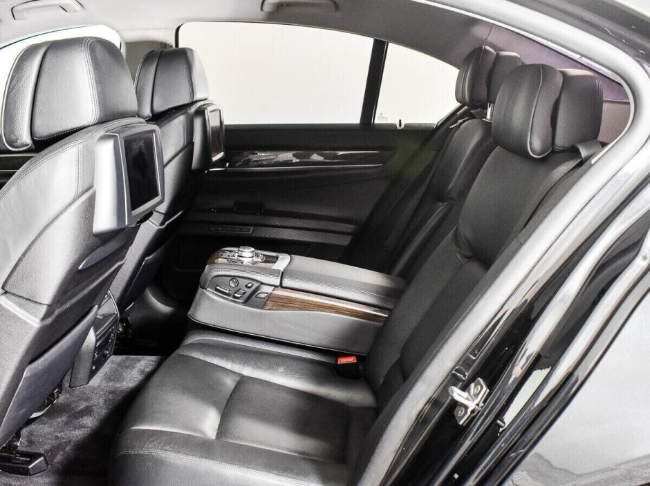 BMW 7 серии, 3.0 л, АТ, 2011 фото 1