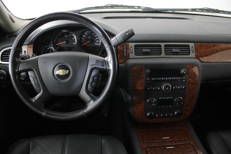 Chevrolet Tahoe, 5.3 л, АТ, 2010 фото 9