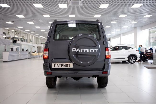 УАЗ Patriot Классик, 2.7 л, МТ, 2024 фото 6