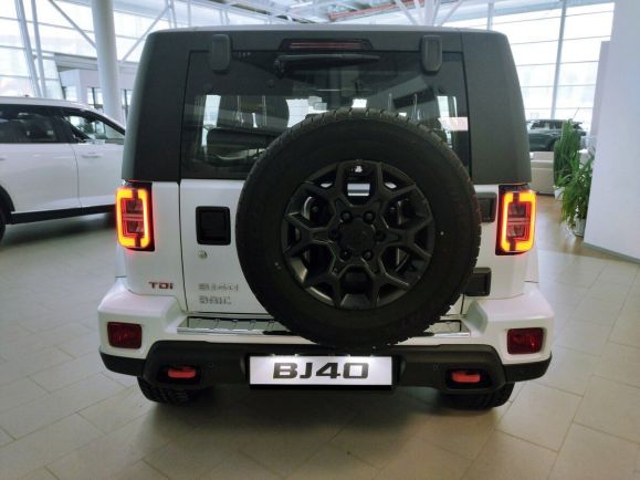 BAIC BJ40 Exclusive, 2.0 л, АТ, 2024 фото 6