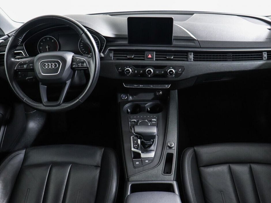 Audi A4, 2.0 л, Робот, 2017 фото 12