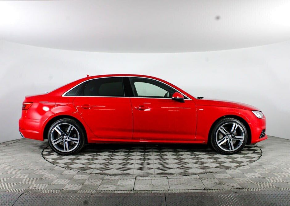 Audi A4, 2.0 л, Робот, 2017 фото 10