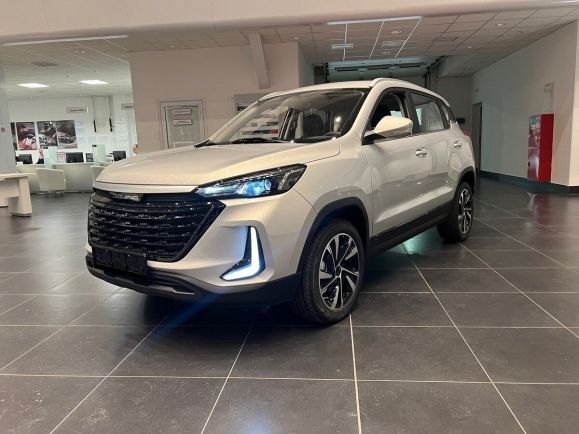 BAIC X35 Luxury, 1.5 л, Вариатор, 2024 фото 3