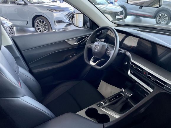 Changan CS35 Plus Tech, 1.4 л, Робот, 2024 фото 2