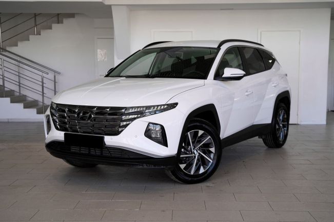 Hyundai Tucson Travel, 2.0 л, АТ, 2024 фото 3