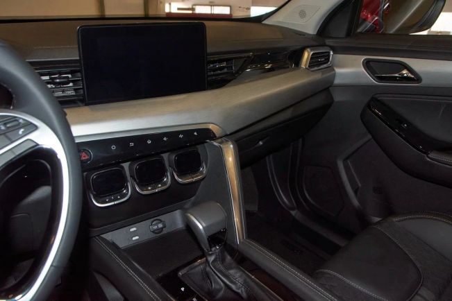 BAIC X35 Luxury, 1.5 л, Вариатор, 2024 фото 11