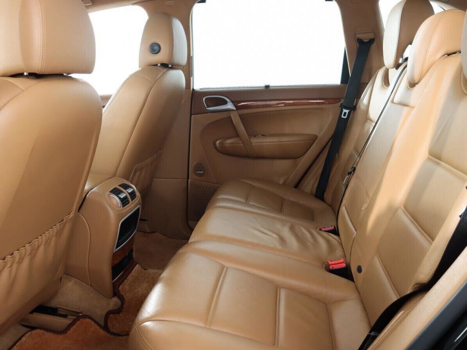Porsche Cayenne, 4.8 л, АТ, 2009 фото 2
