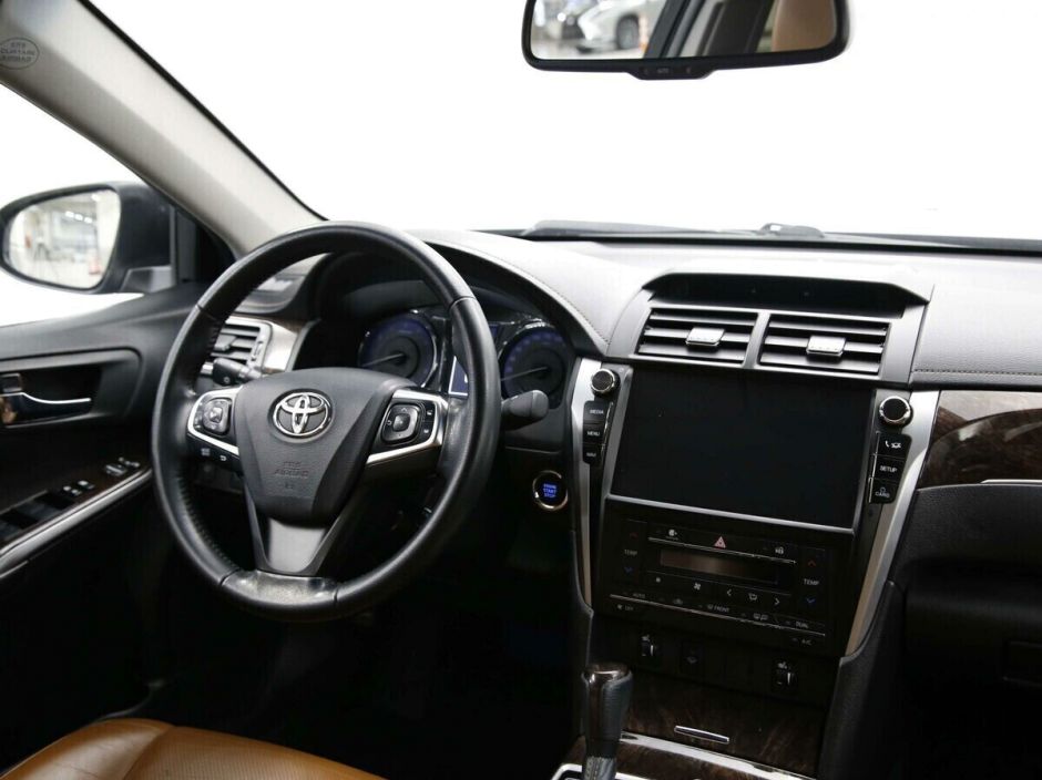 Toyota Camry, 2.5 л, АТ, 2017 фото 12