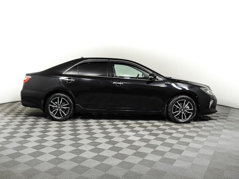 Toyota Camry, 2.5 л, АТ, 2017 фото 10