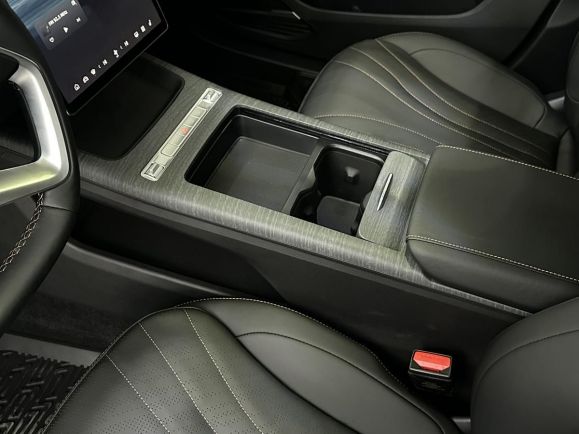 Geely Preface Flagship, 2.0 л, Робот, 2024 фото 10