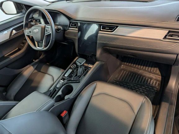 JAC J7 Luxury, 1.5 л, Вариатор, 2024 фото 10