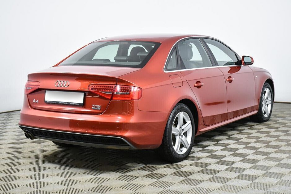 Audi A4, 2.0 л, Робот, 2013 фото 4