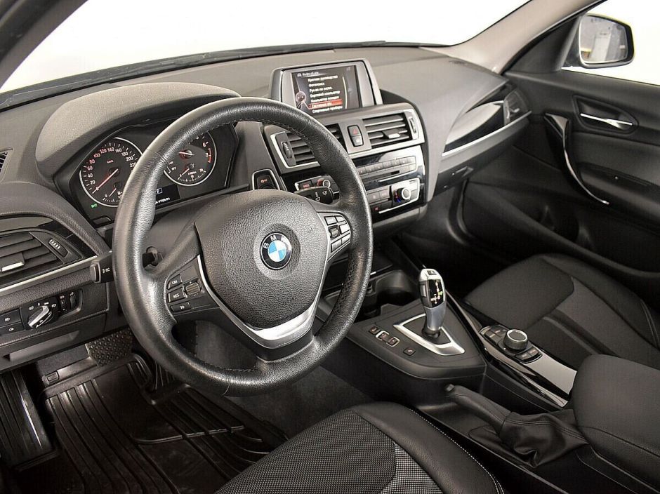 BMW 1 серии, 1.5 л, АТ, 2017 фото 10
