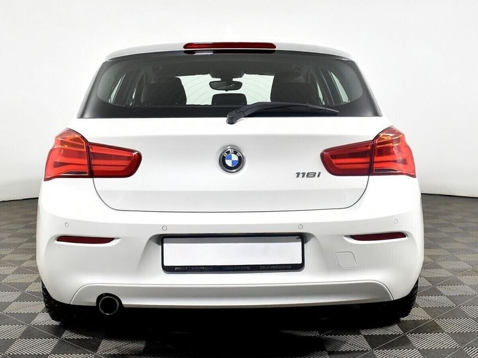 BMW 1 серии, 1.5 л, АТ, 2017 фото 9