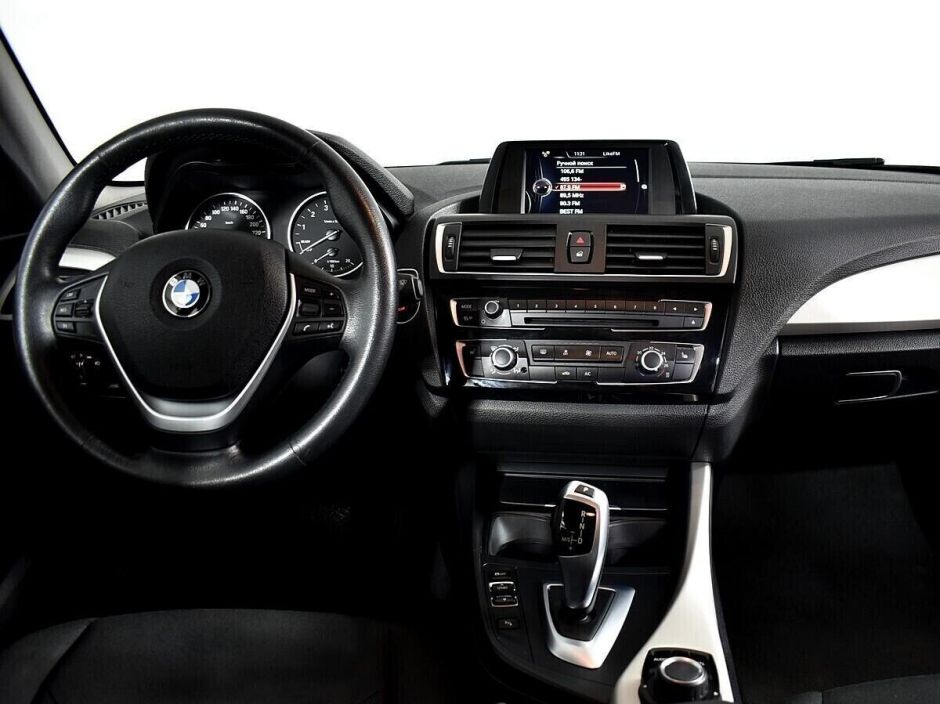 BMW 1 серии, 1.5 л, АТ, 2017 фото 12