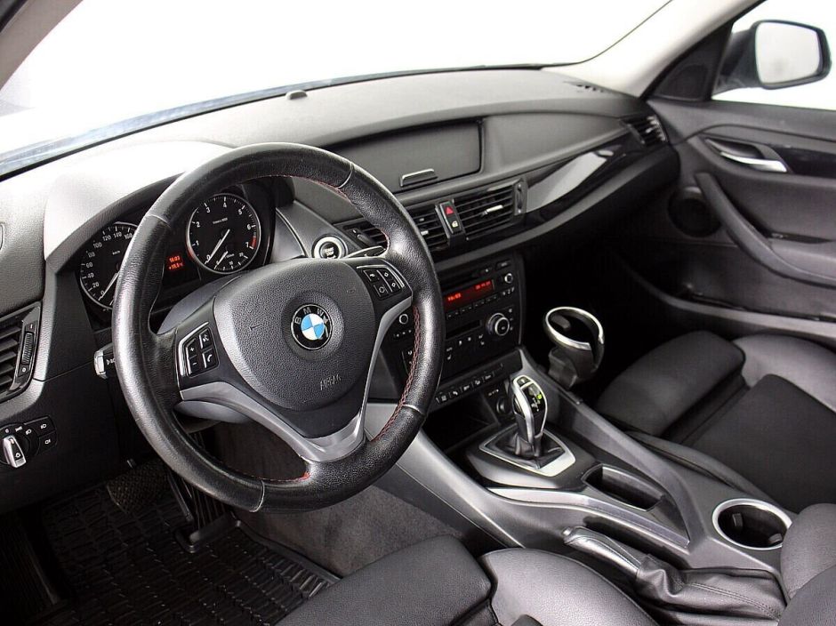 BMW X1, 2.0 л, АТ, 2012 фото 6