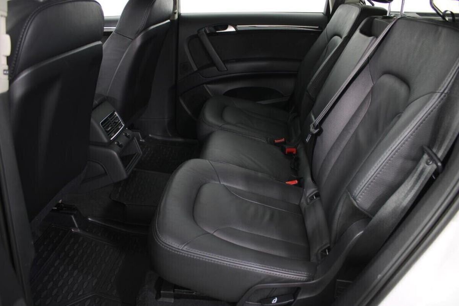 Audi Q7, 3.0 л, АТ, 2013 фото 1