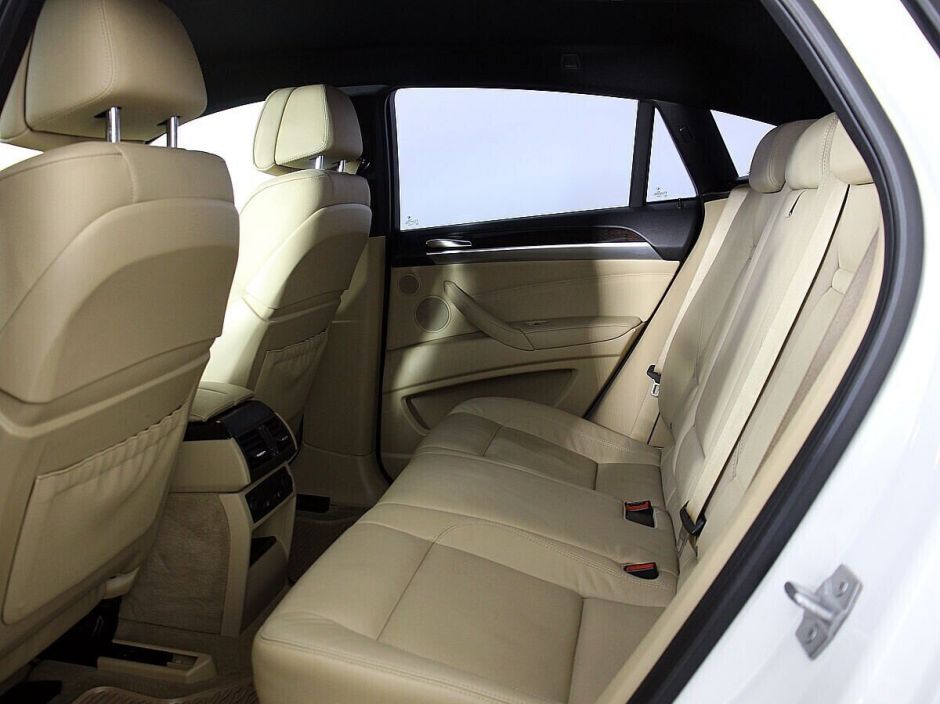 BMW X6, 3.0 л, АТ, 2012 фото 1