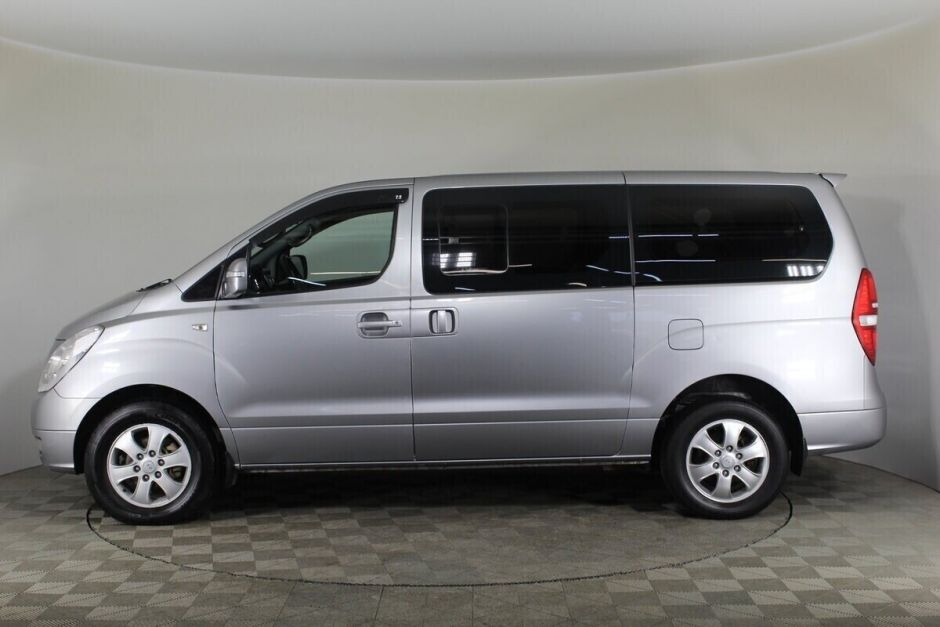 Hyundai Grand Starex, 2.5 л, АТ, 2014 фото 9