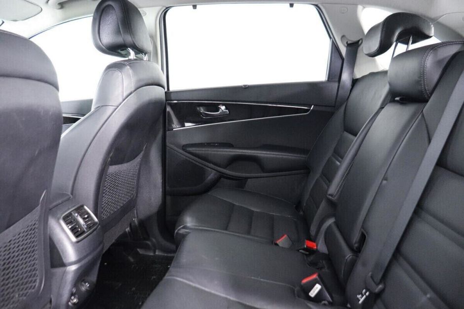 Kia Sorento, 3.3 л, АТ, 2016 фото 1