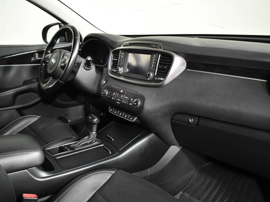 Kia Sorento, 2.2 л, АТ, 2017 фото 15