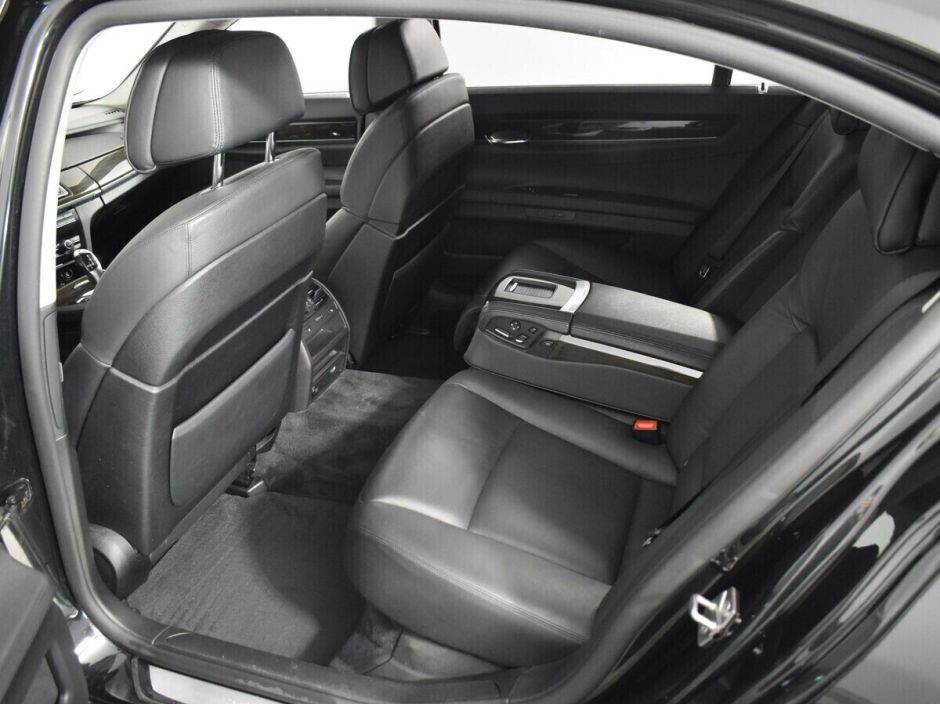 BMW 7 серии, 4.4 л, АТ, 2010 фото 1