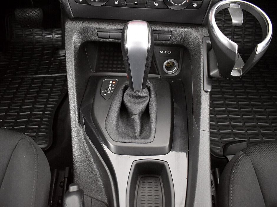 BMW X1, 2.0 л, АТ, 2011 фото 2