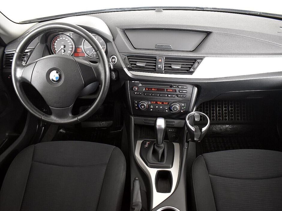 BMW X1, 2.0 л, АТ, 2012 фото 10