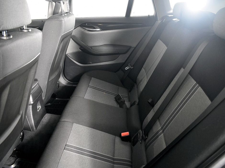 BMW X1, 2.0 л, АТ, 2012 фото 1