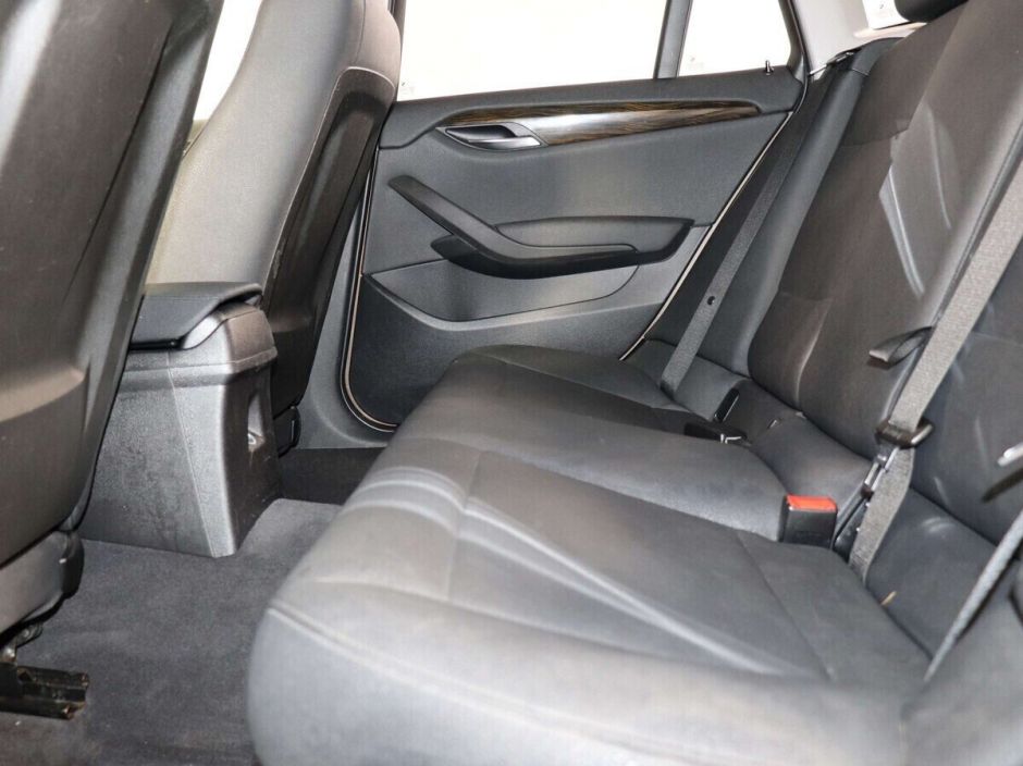 BMW X1, 2.0 л, АТ, 2011 фото 1