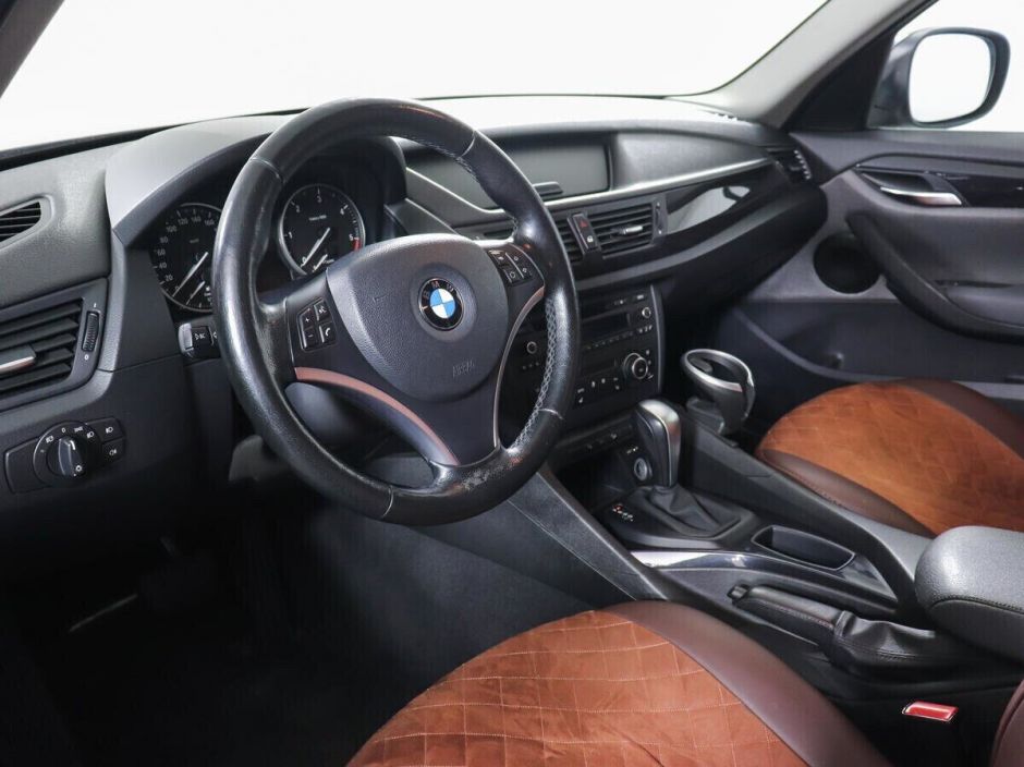 BMW X1, 2.0 л, АТ, 2010 фото 11