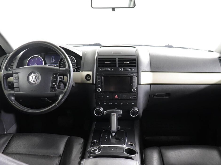 Volkswagen Touareg, 3.0 л, АТ, 2007 фото 8