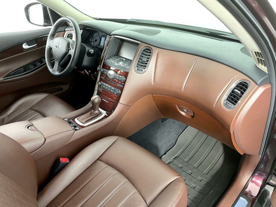 Infiniti QX50, 2.5 л, АТ, 2014 фото 14