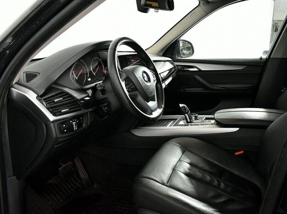 BMW X5, 3.0 л, АТ, 2013 фото 9