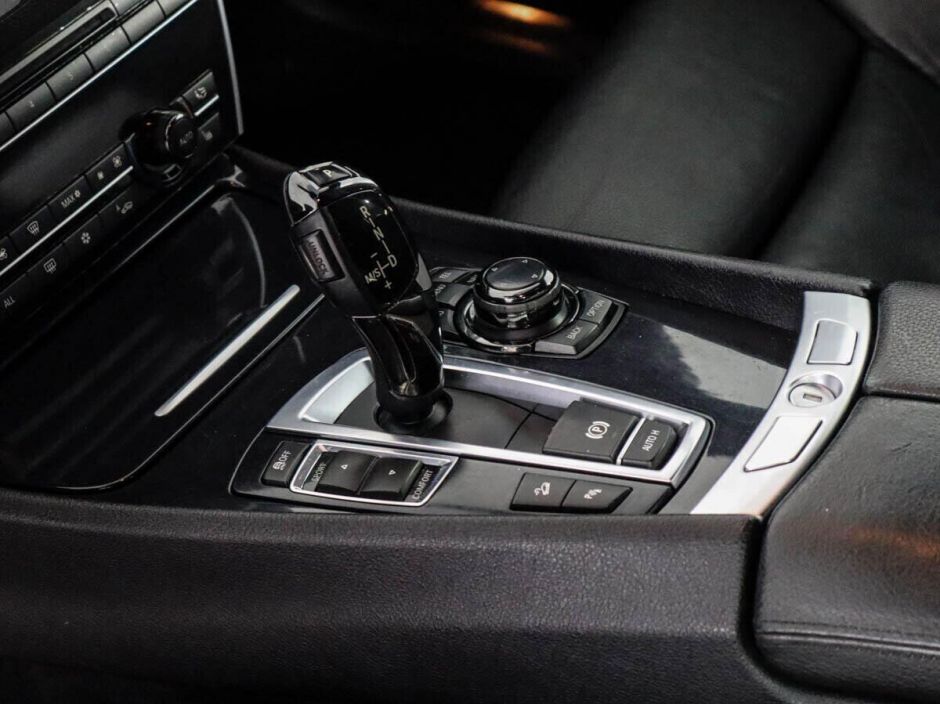 BMW 5 серии, 3.0 л, АТ, 2013 фото 8