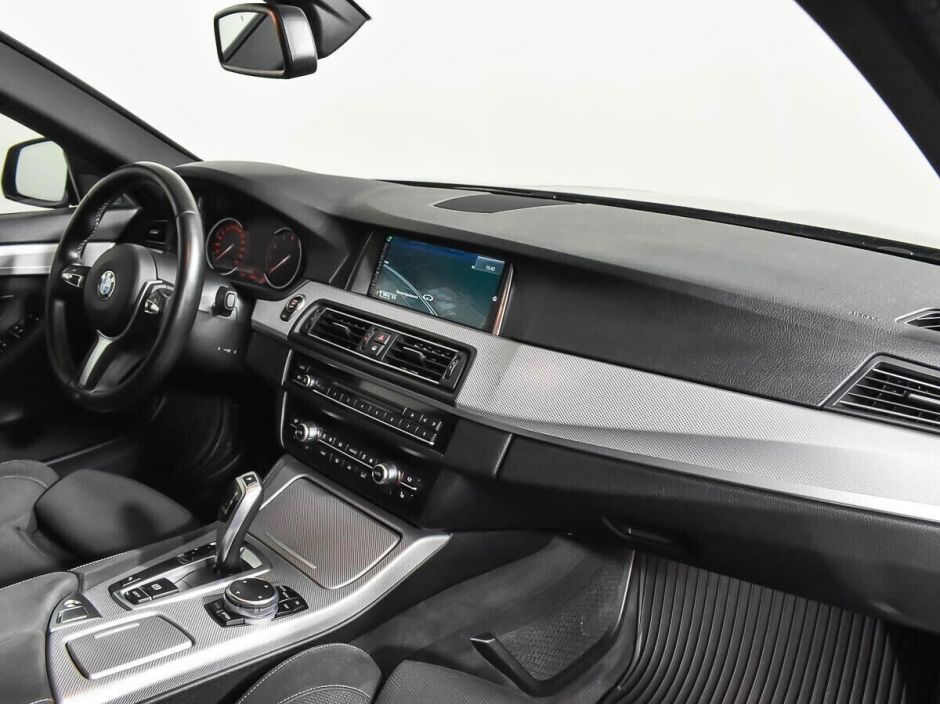 BMW 5 серии, 2.0 л, АТ, 2016 фото 10