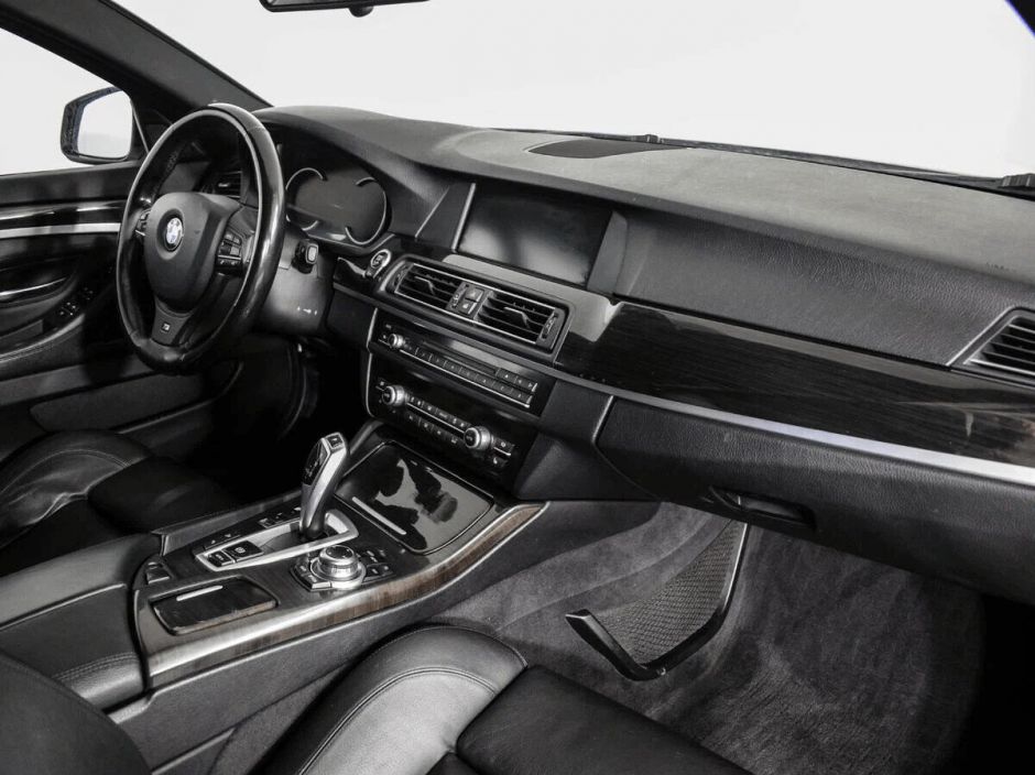 BMW 5 серии, 3.0 л, АТ, 2013 фото 7