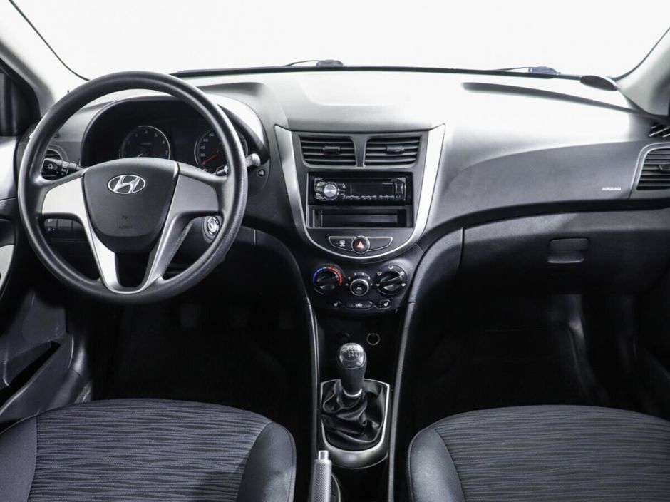 Hyundai Solaris, 1.6 л, МТ, 2014 фото 8