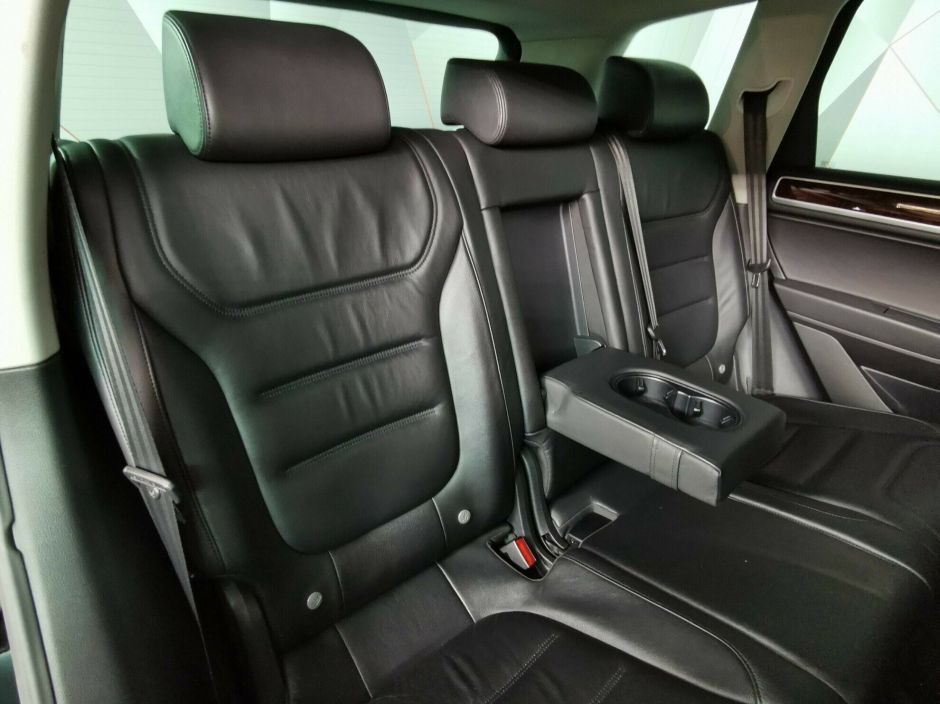 Volkswagen Touareg, 3.0 л, АТ, 2012 фото 1